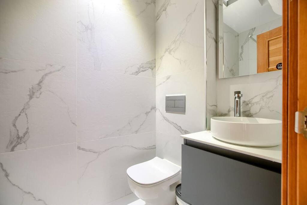 Apartment In The Center Of Madrid-Comenda-1-I Экстерьер фото